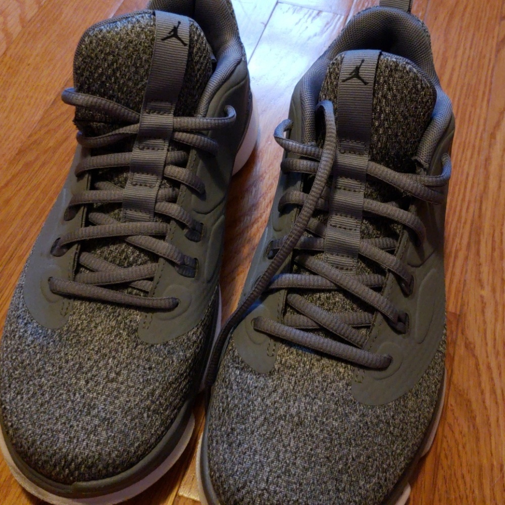 Jordan's size 8 men's brand new